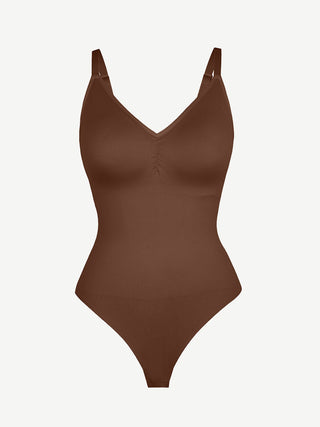 String de costume sculptant le corps