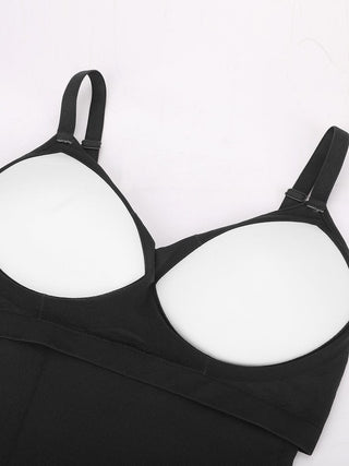 String de costume sculptant le corps