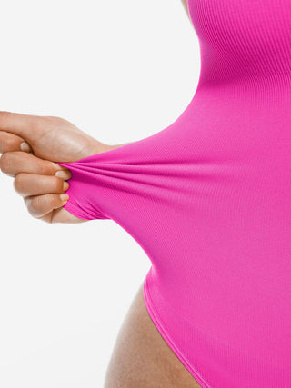 Body string dos nu croisé
