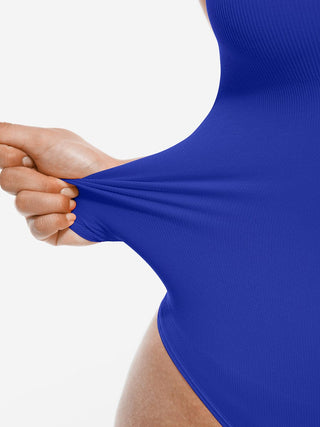 Body string dos nu croisé